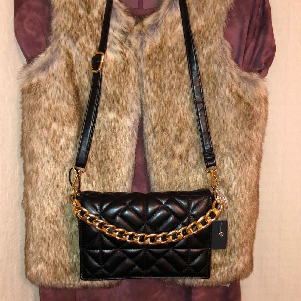 Grossi NY x F21 Black Faux Leather Quilted Crossbody Purse Gold Tone Hardware